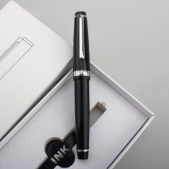 jinhao-82-fountain-pen-black.jpg